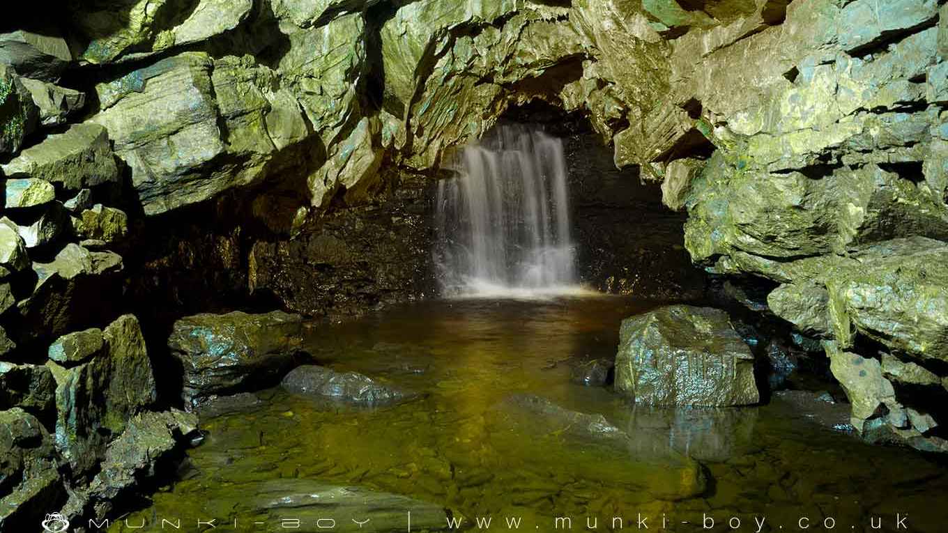 White Scar Caves – Dales Rocks